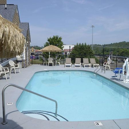 Microtel Inn & Suites By Wyndham Pigeon Forge Exteriör bild