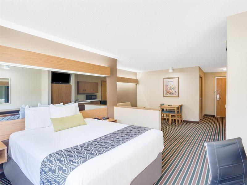Microtel Inn & Suites By Wyndham Pigeon Forge Exteriör bild