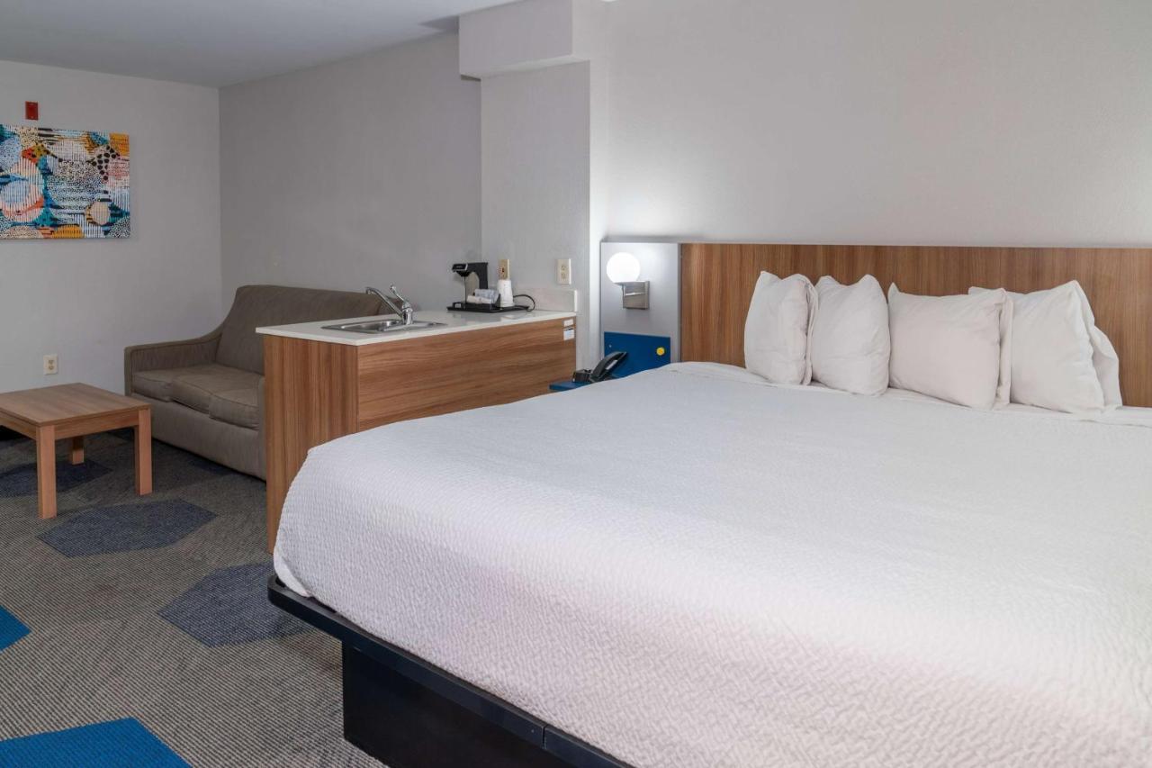Microtel Inn & Suites By Wyndham Pigeon Forge Exteriör bild