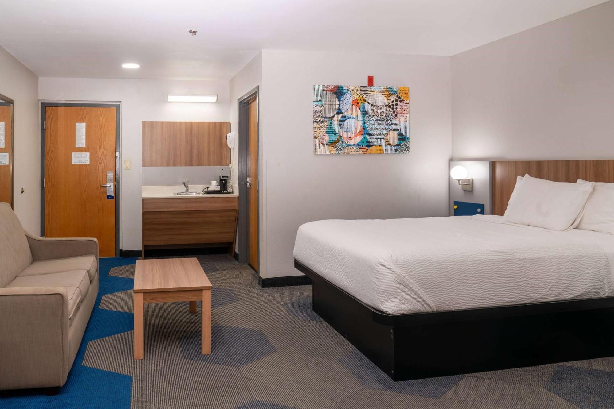 Microtel Inn & Suites By Wyndham Pigeon Forge Exteriör bild