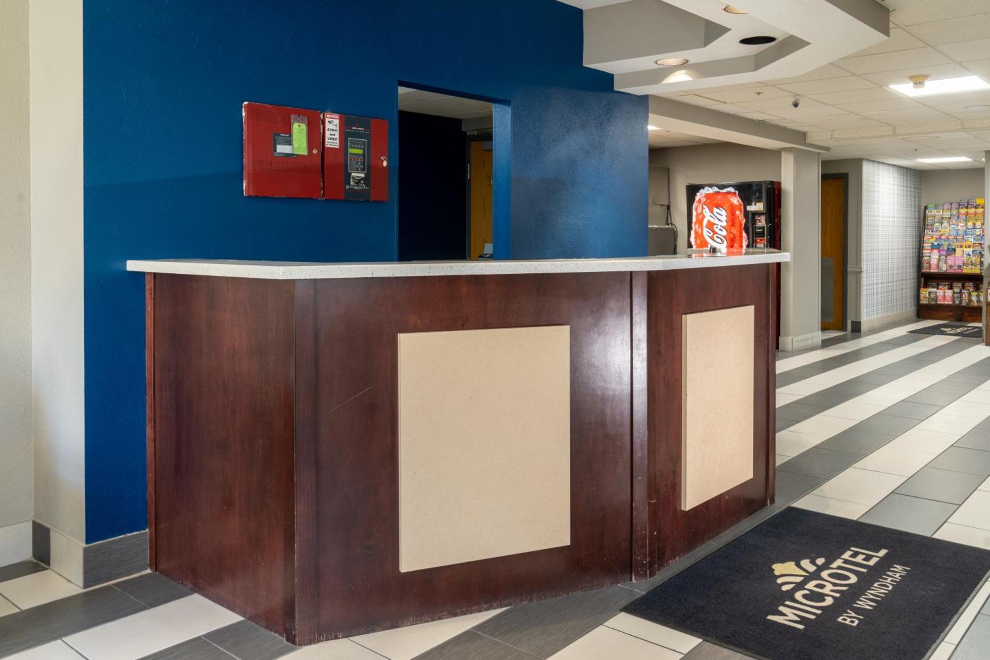 Microtel Inn & Suites By Wyndham Pigeon Forge Exteriör bild
