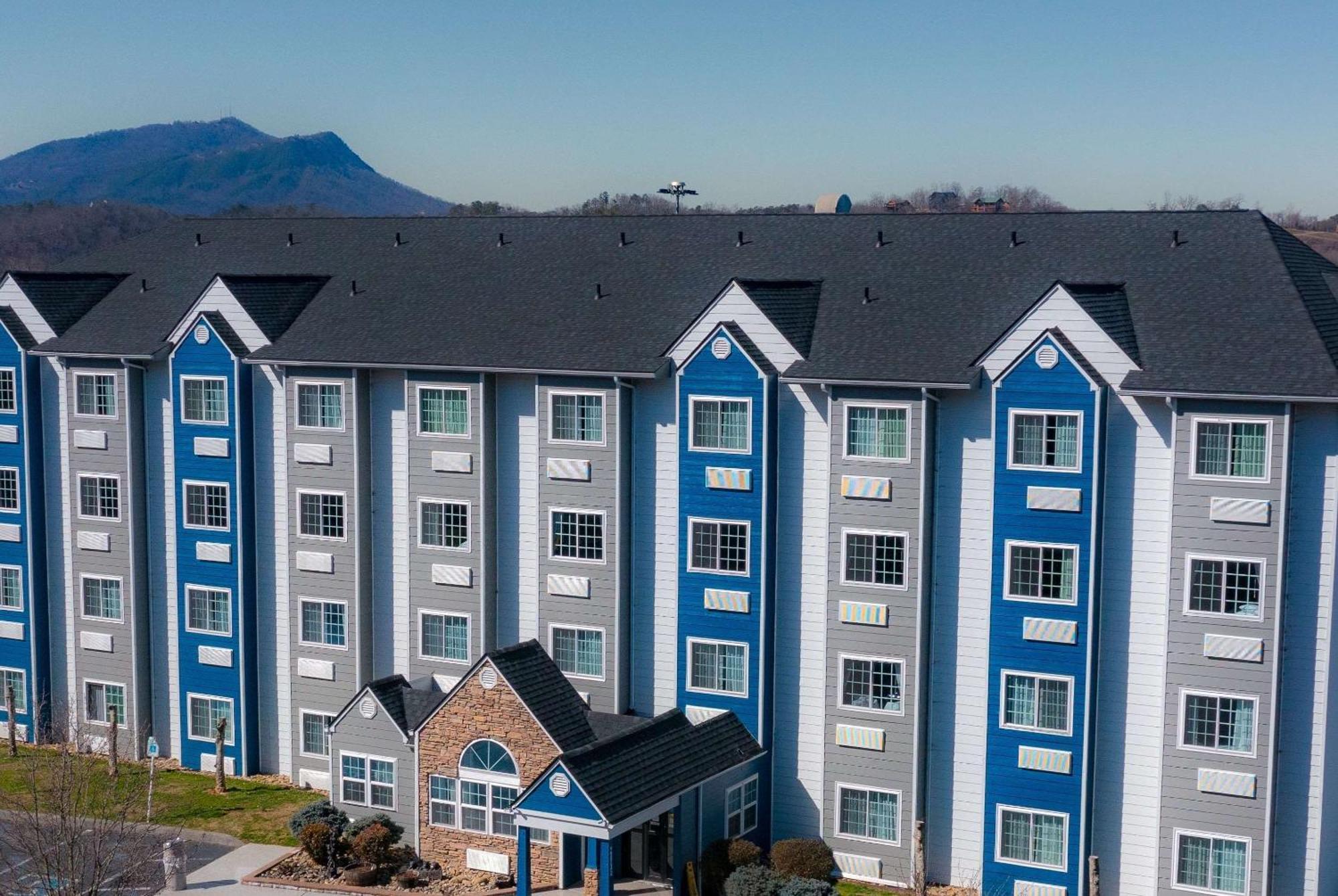 Microtel Inn & Suites By Wyndham Pigeon Forge Exteriör bild